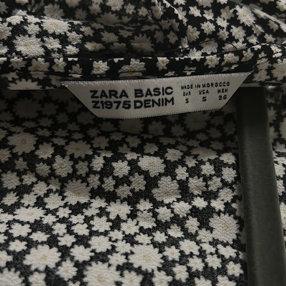 Zara Daisy Halter Mini Dress - Picture 8 of 11